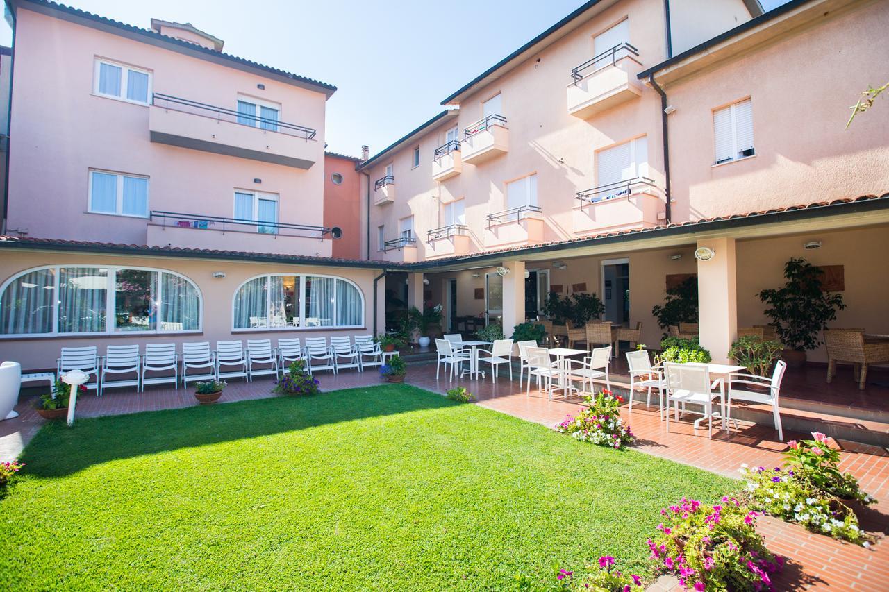 Hotel Sabrina Castiglione della Pescaia Exteriér fotografie